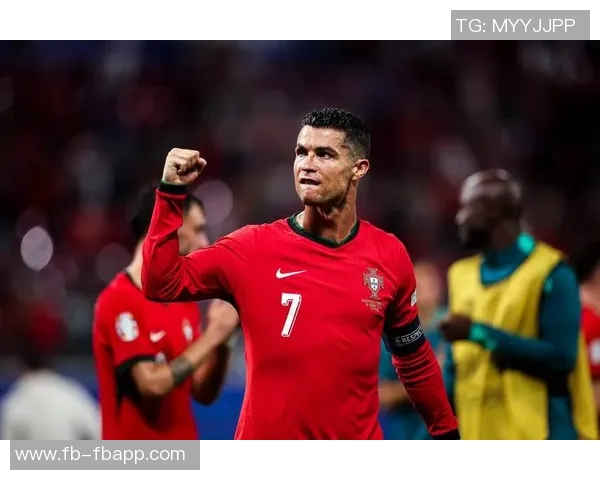 摩根称C罗采访点击量已达5100万次证明他是足球历史最佳球员