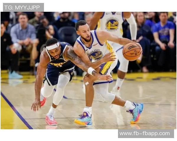 库里分享球队状态秘诀:每周赢球是保持良好状态的关键 库里分享球队状态秘诀:每周赢球是保持良好状态的关键