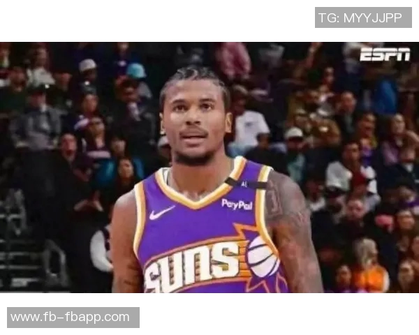 杰伦格林次节腿筋受伤退赛全场表现不佳仅得4分1板1助希望无大碍